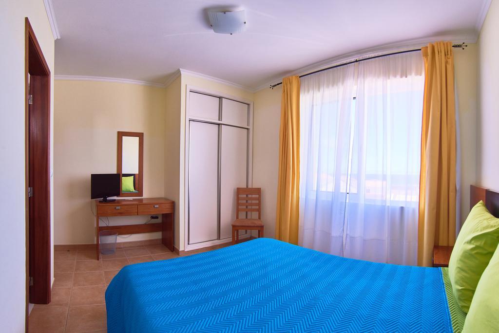 Alojamento Bela Vista Lajes do Pico Ngoại thất bức ảnh